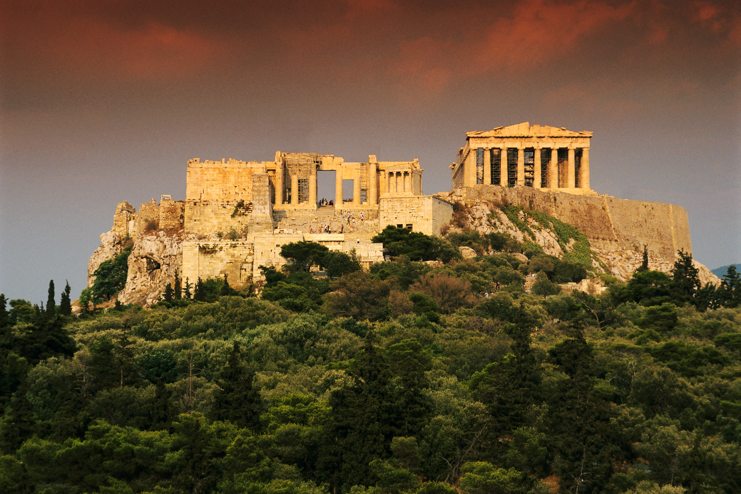 Акрополь это. Афинский Акрополь. Афинский Акрополь в древней Греции. Древняя Греция Афины Акрополь. Греция Афины Акрополь достопримечательности.